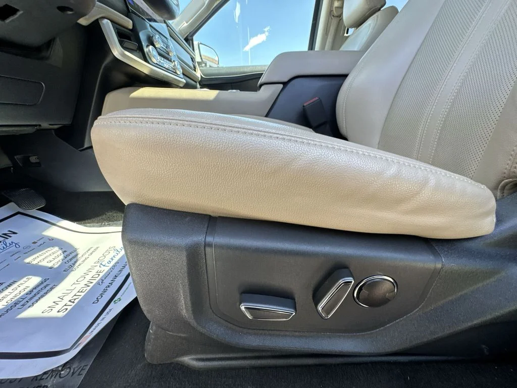 Used 2024 White Ford Limited image 12