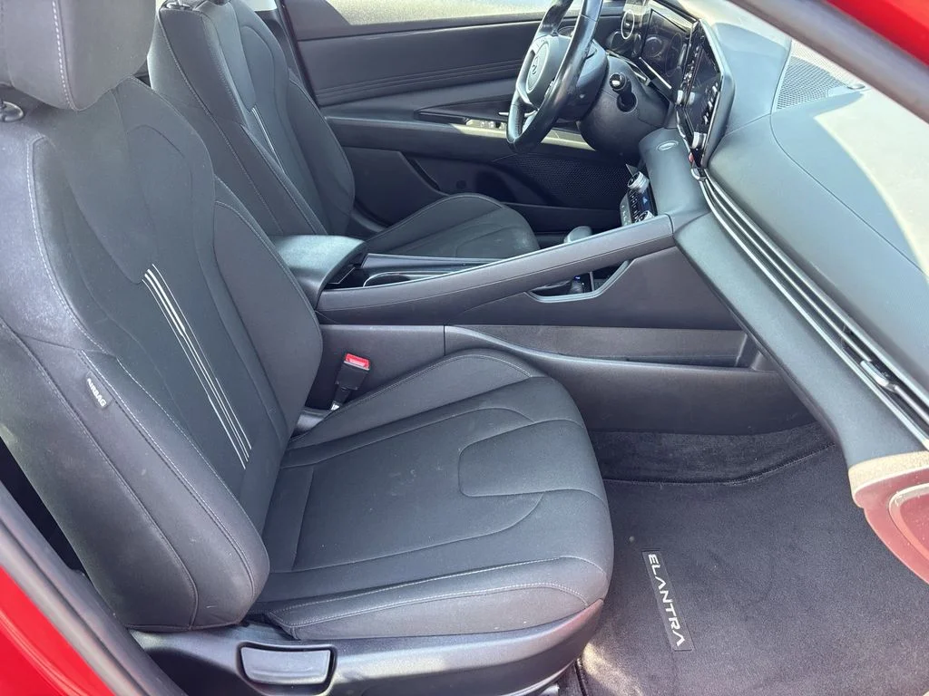 Used 2021 Red Hyundai SEL image 21