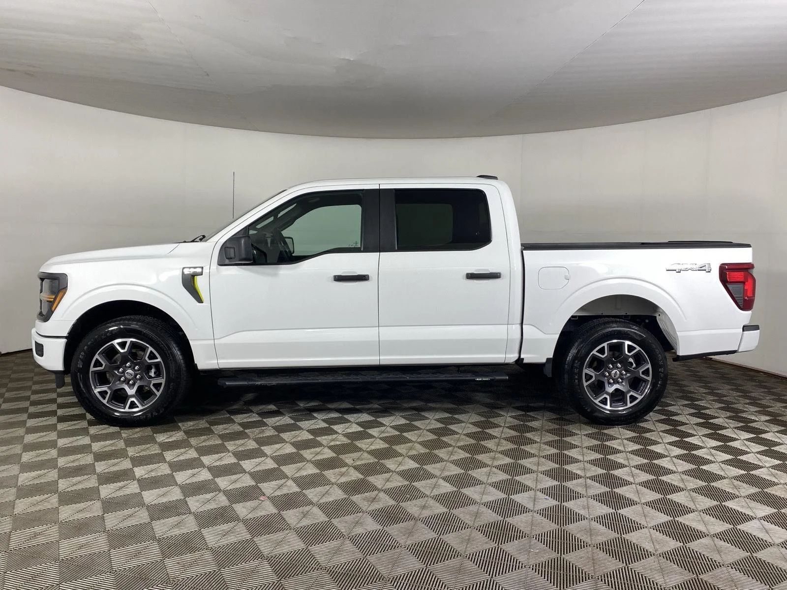 Used 2025 Oxford White Ford STX image 4