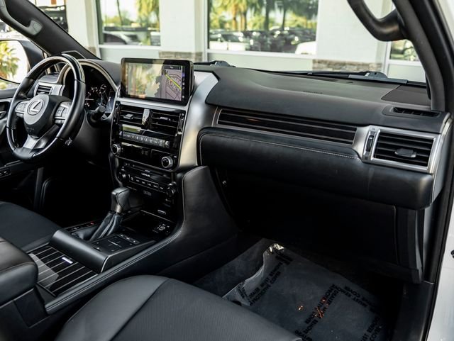Used 2023 White Pearl Lexus 460 image 43