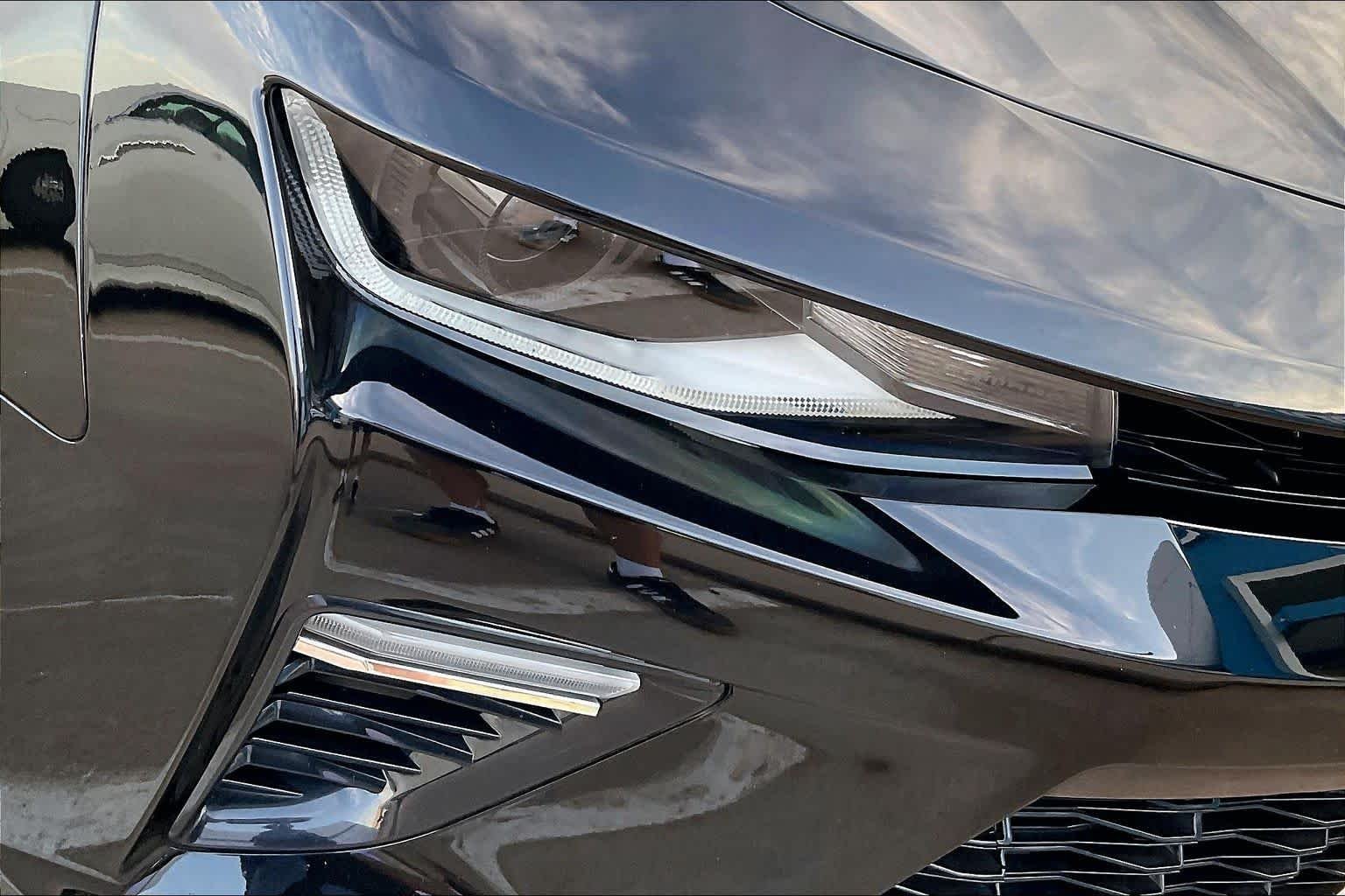 Used 2018 Mosaic Black Metallic Chevrolet 2SS image 26