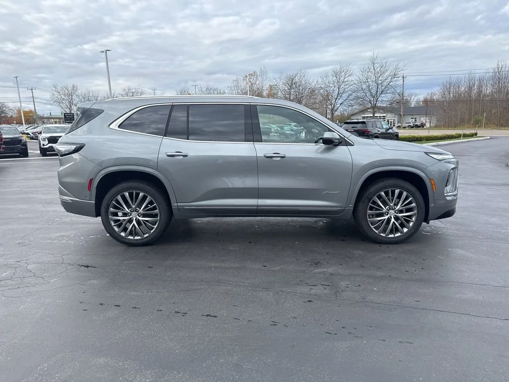 2026 Buick Enclave Avenir - Photo 8