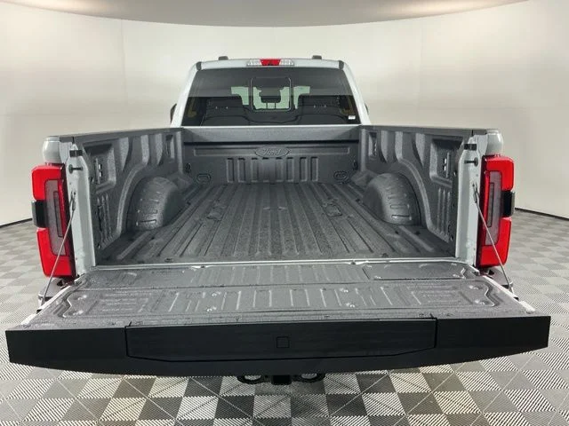 New 2026 Avalanche Ford Platinum image 7