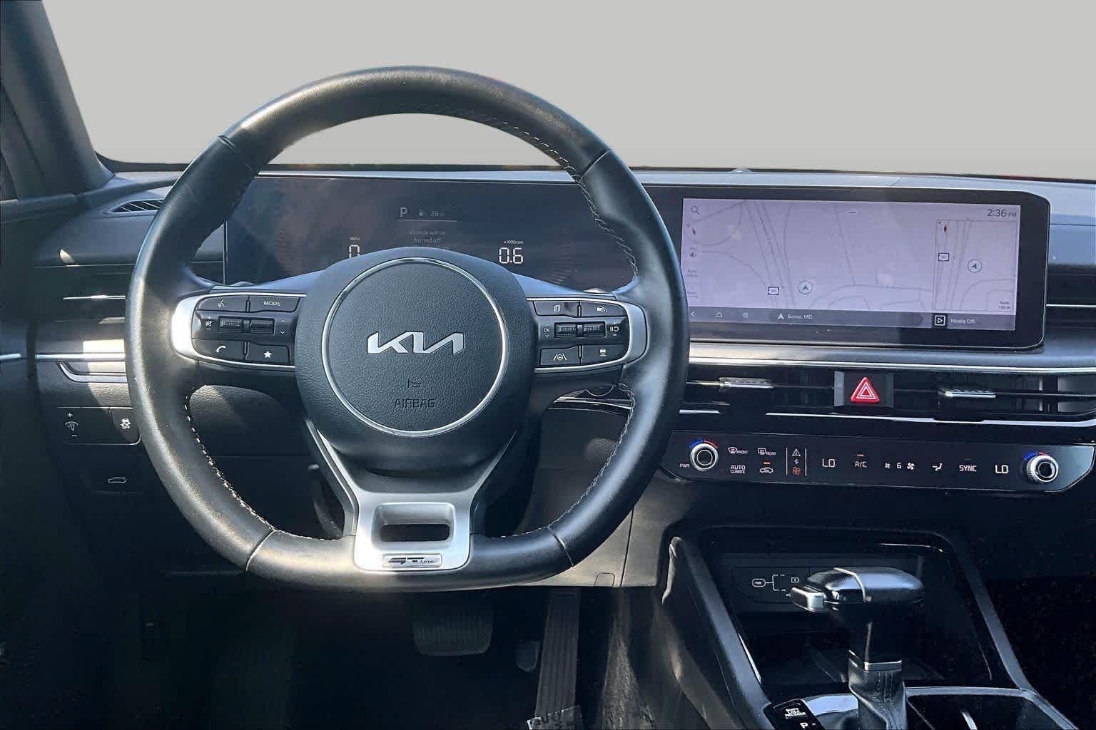 Used 2025 Wolf Gray Kia GT-Line image 6