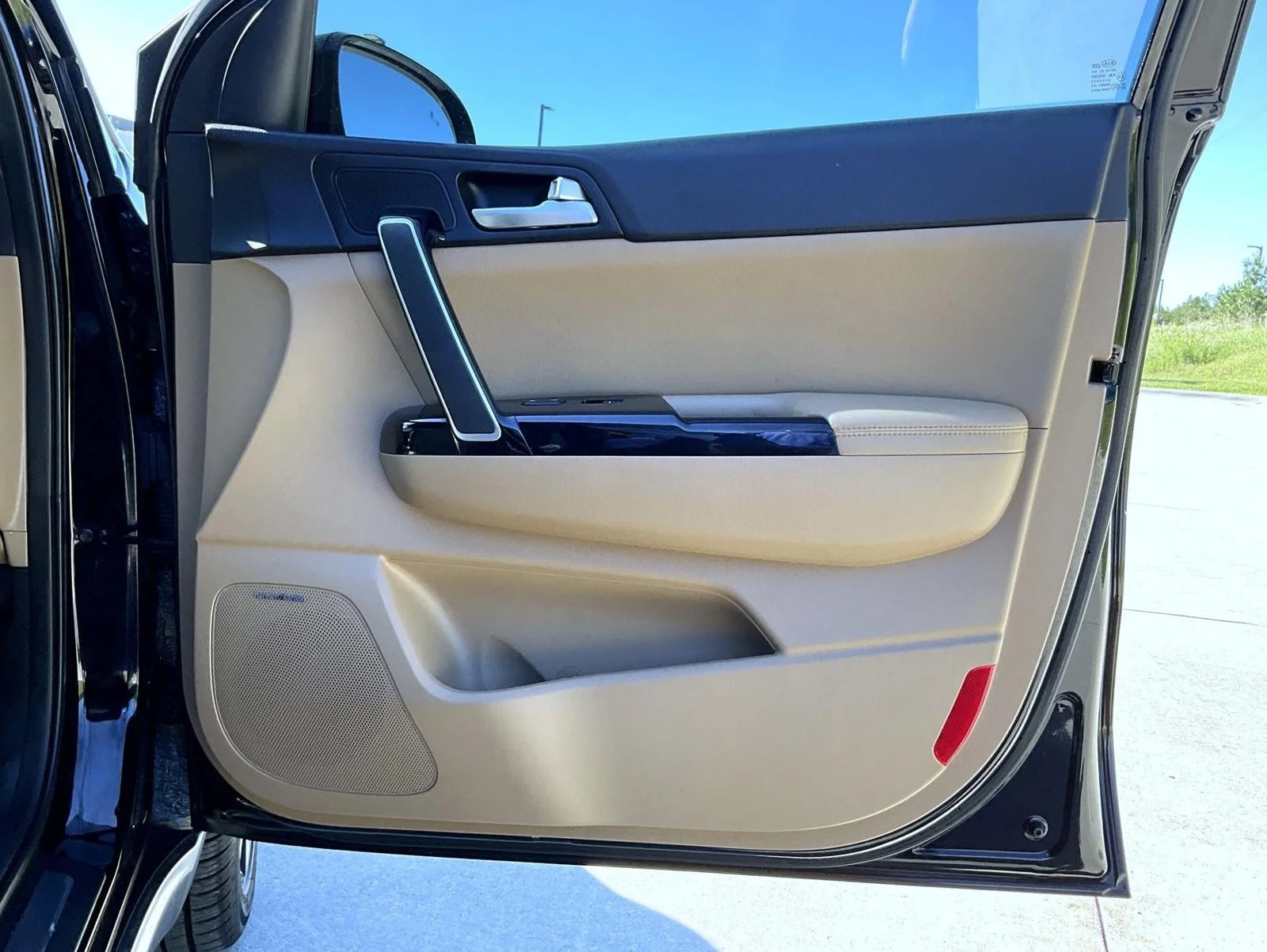 Used 2019 Red Kia SX image 17