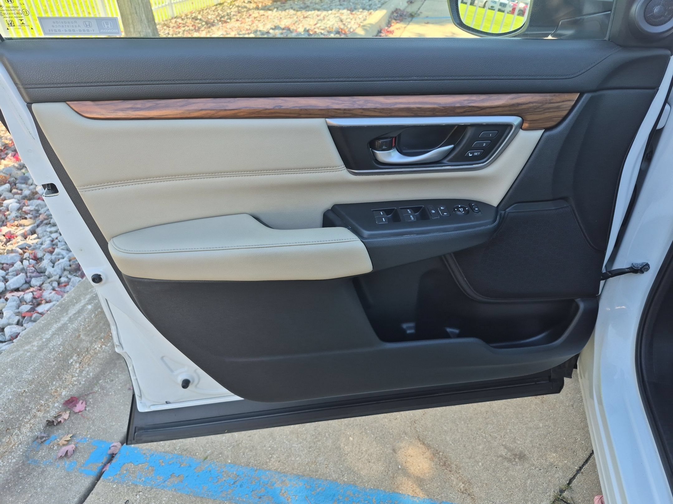 Certified Used 2020 White Honda EX-L image 12