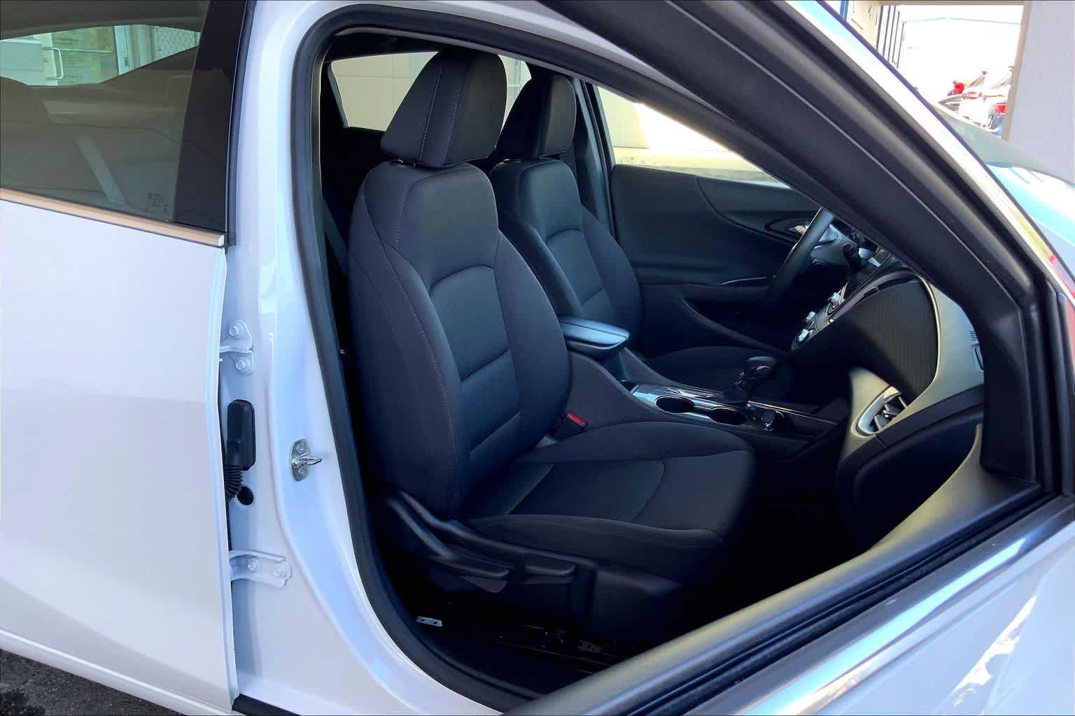 2024 Chevrolet Malibu 1LT - Photo 9