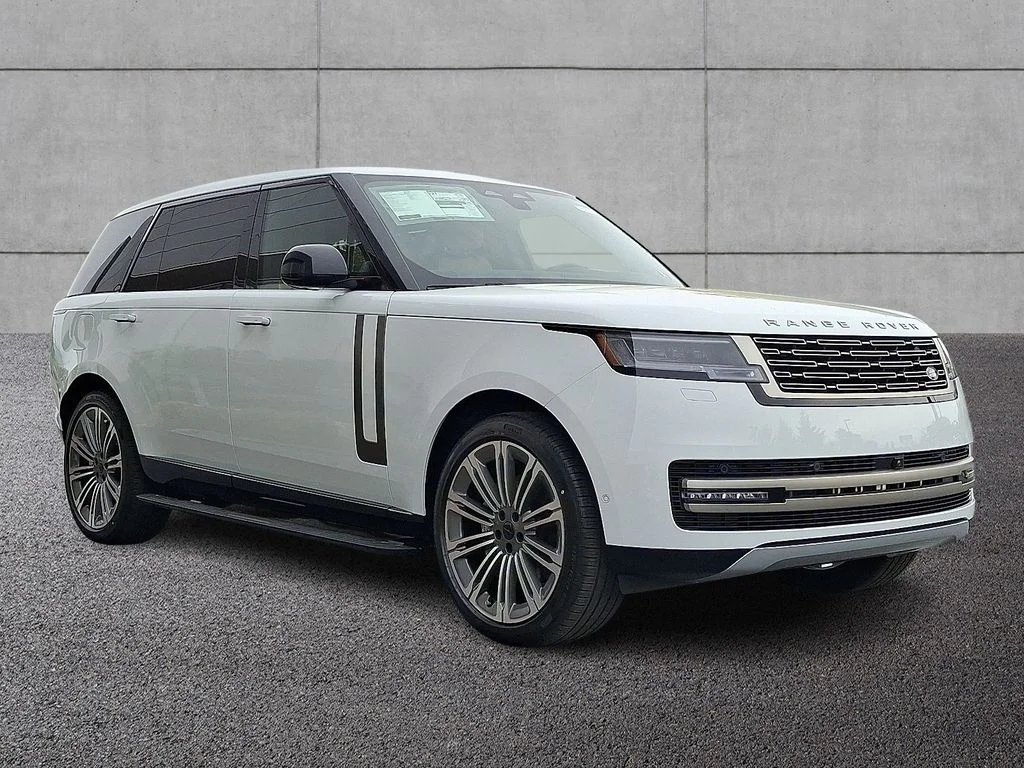 New 2026  Land Rover SE image 2