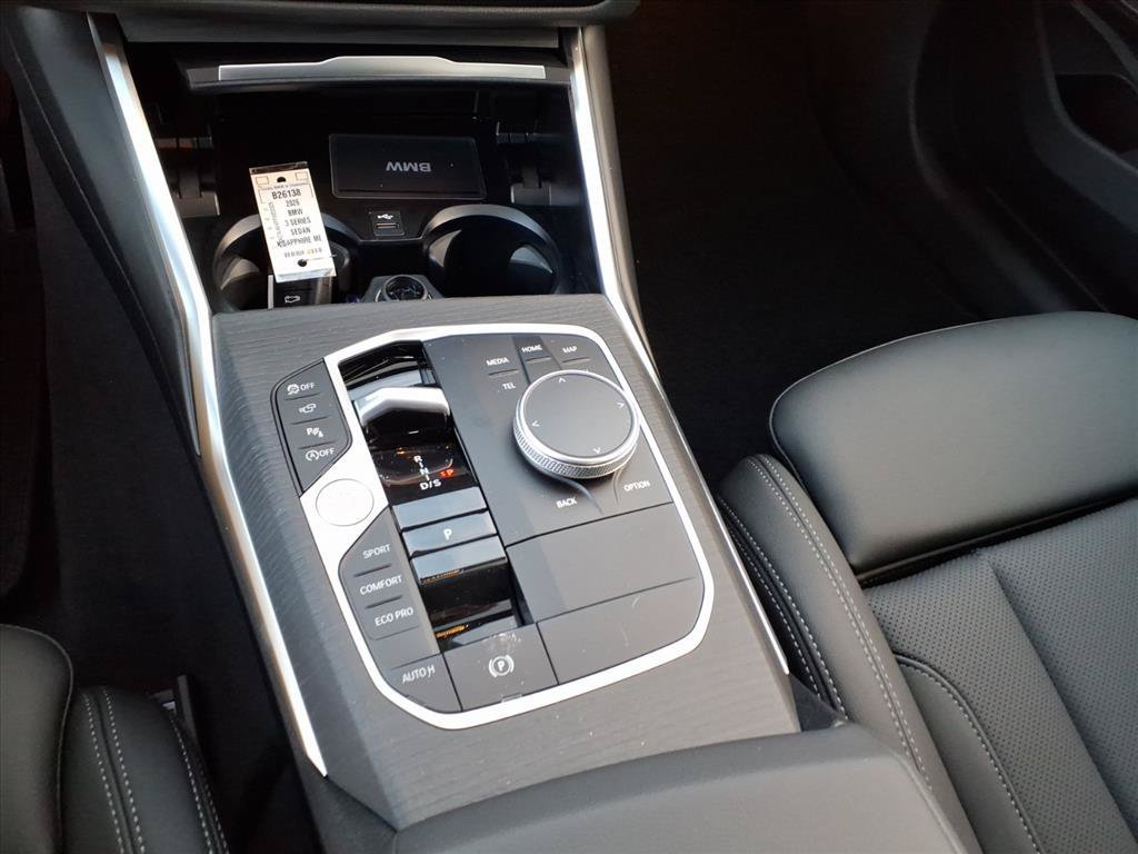 2026 BMW 3 Series 330i - Photo 9