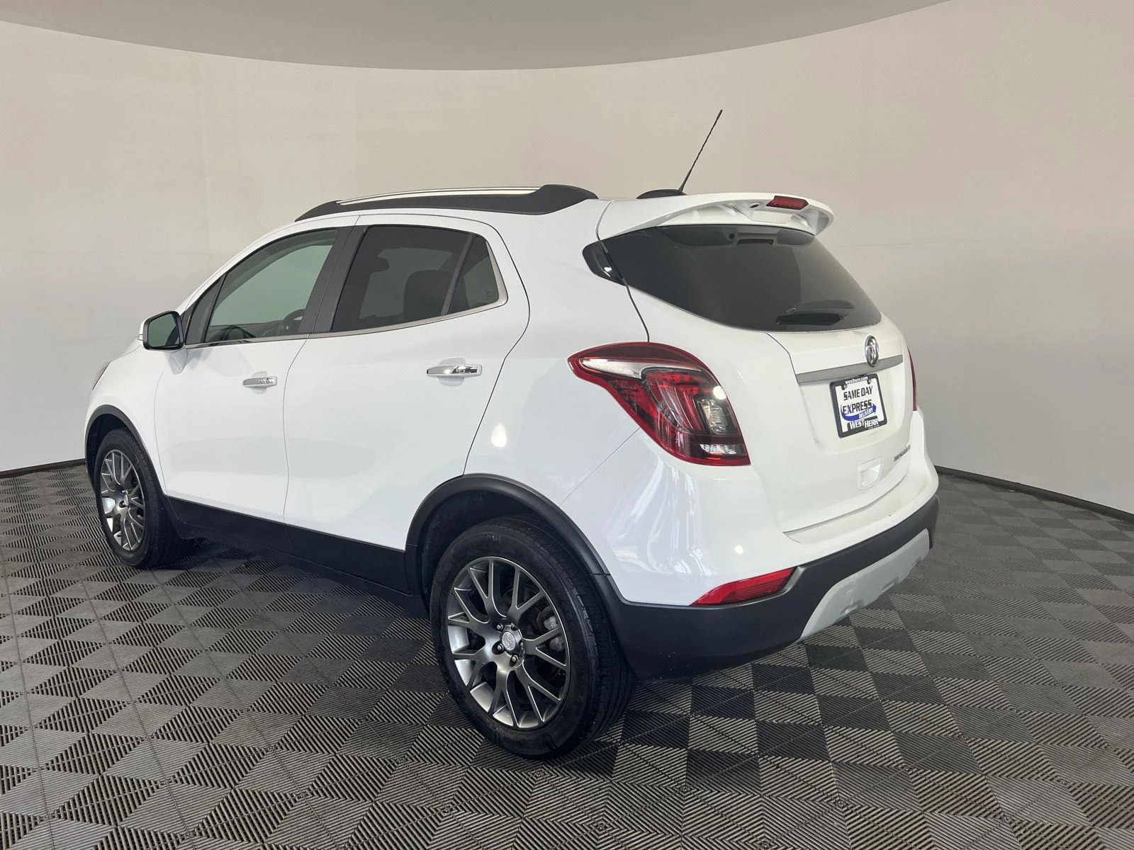 Used 2019 Summit White Buick Sport Touring image 5