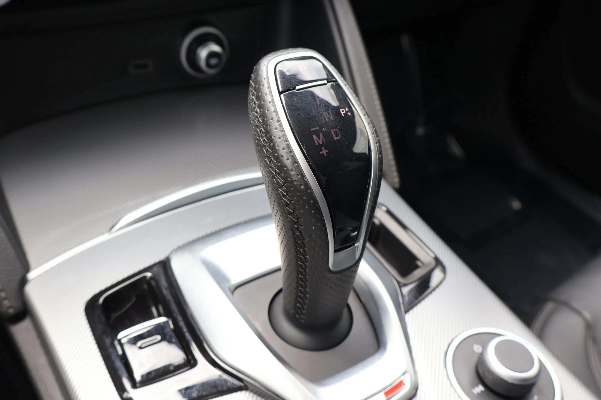Used 2024 Vulcano Black Metallic Alfa Romeo Ti image 28
