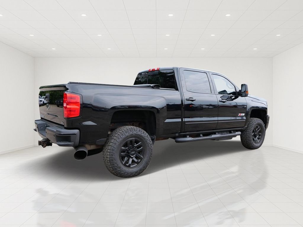 Used 2018 Black Chevrolet LTZ image 6