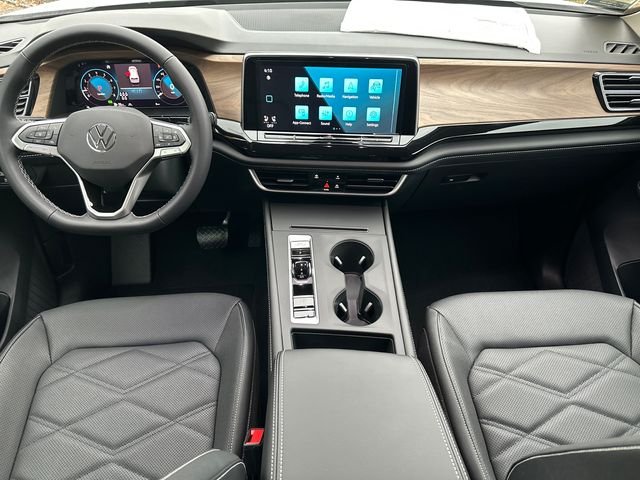 New 2026 White Volkswagen 2.0T SE image 15