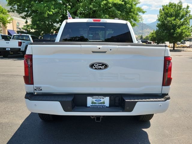New 2026 Oxford White Ford XLT image 4