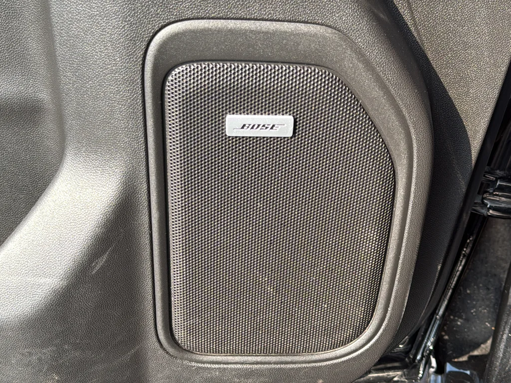 Used 2021 Black GMC AT4 image 29