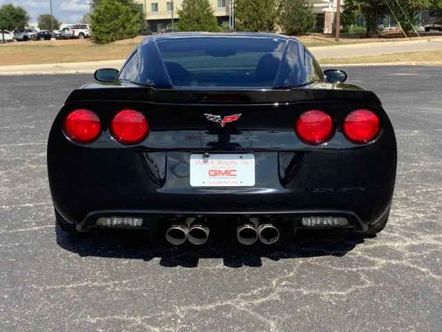 Used 2010 BLACK Chevrolet Z16 Grand Sport w/3LT image 6