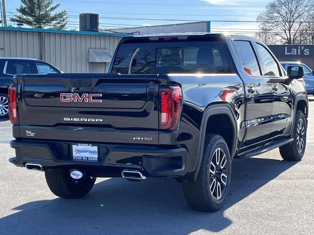 New 2026 Onyx Black GMC AT4 image 7