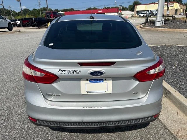 Used 2012 Silver Ford SE image 7