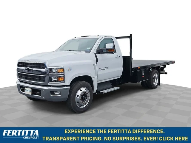 2024 Chevrolet Silverado 5500 HD Work Truck