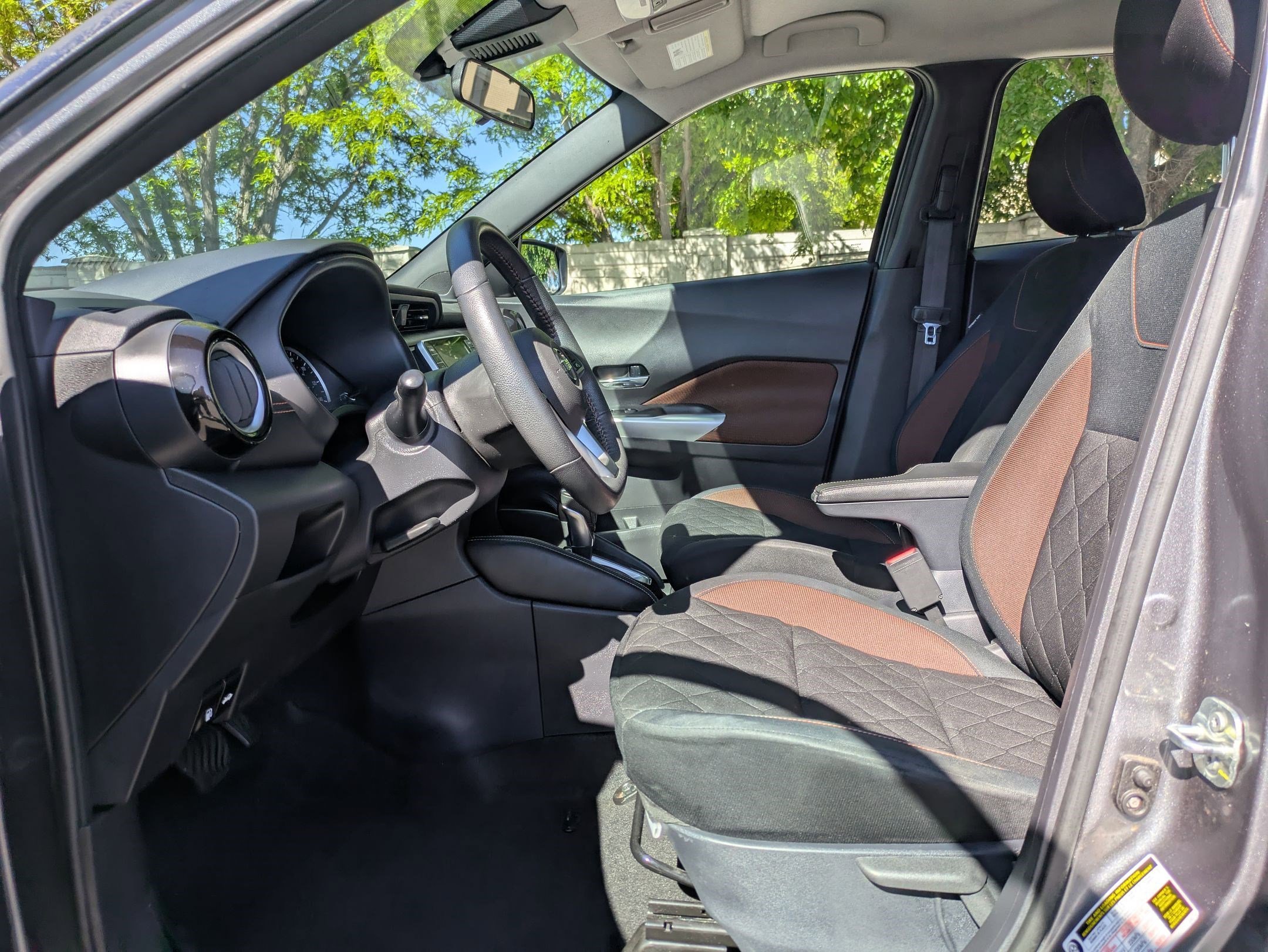 Used 2020 Gun Metallic Nissan SR image 15
