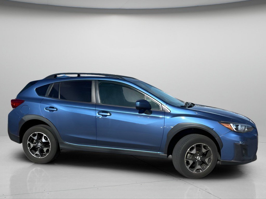 Used 2018 Quartz Blue Pearl Subaru 2.0i Premium image 4