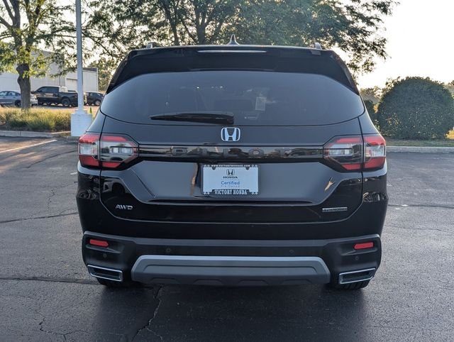Certified Used 2023 Crystal Black Pearl Honda Touring image 8