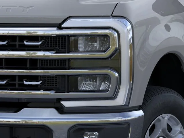 New 2026 Avalanche Ford XLT image 18