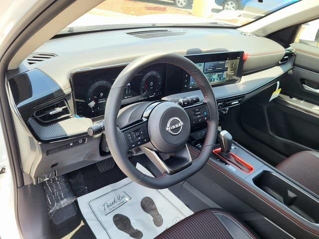 2025 Nissan Kicks SR - Photo 11