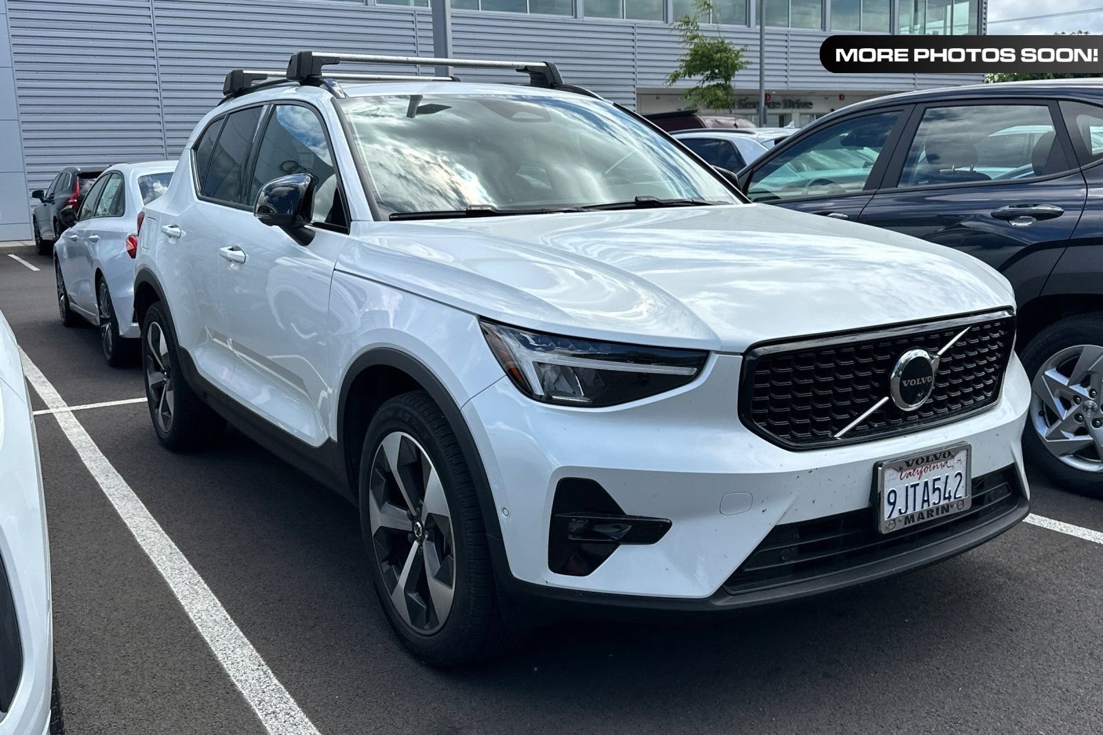 Used 2023 White Volvo Ultimate image 1