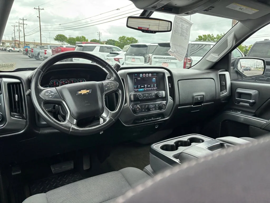 Used 2016 Black Chevrolet LT image 28