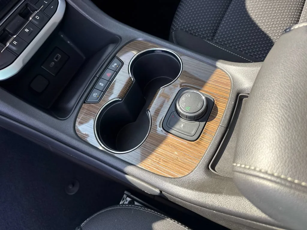 2023 GMC Acadia SLE - Photo 23