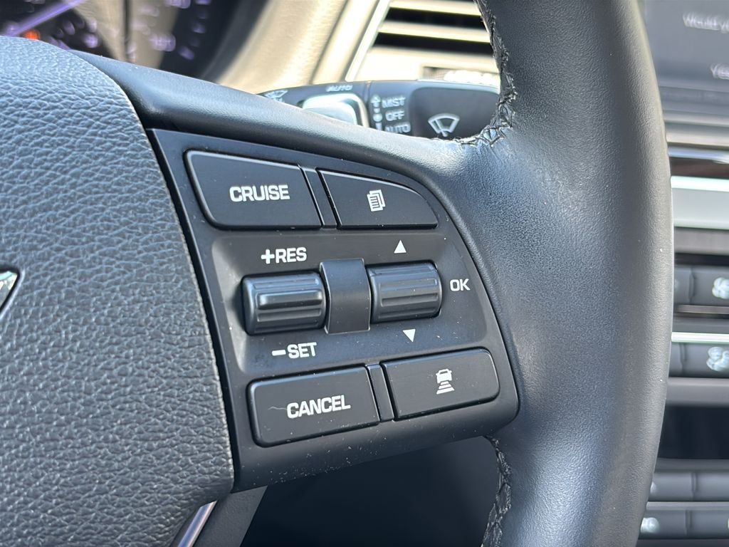 Used 2019 Casablanca White Genesis 3.8 image 23