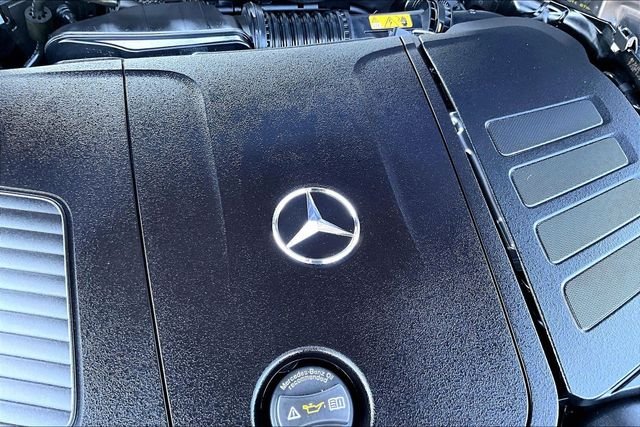 Used 2026 Blue Mercedes-Benz GLC 300 image 29