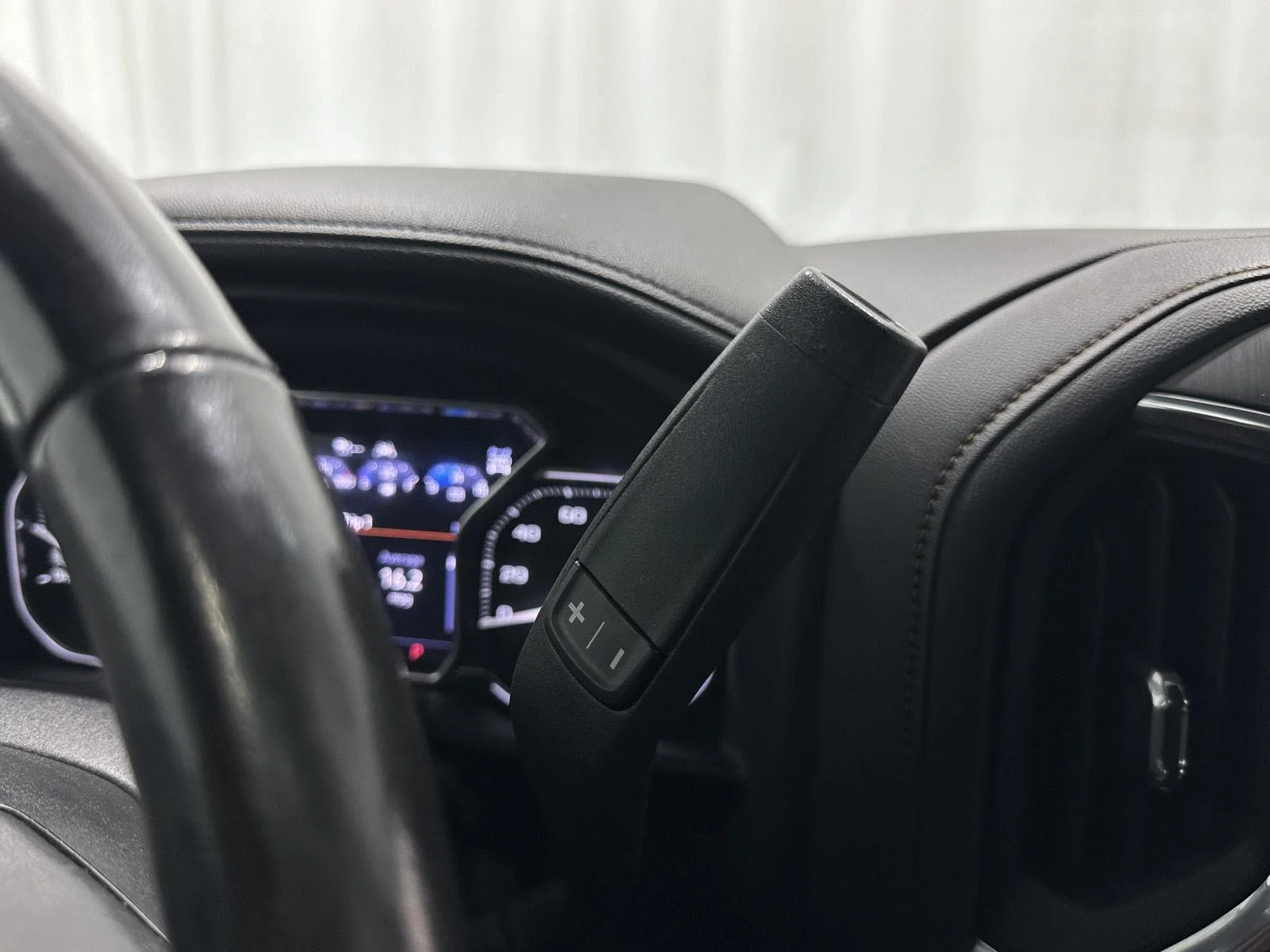 Used 2020 PACIFIC BLUE METALLIC GMC AT4 image 15