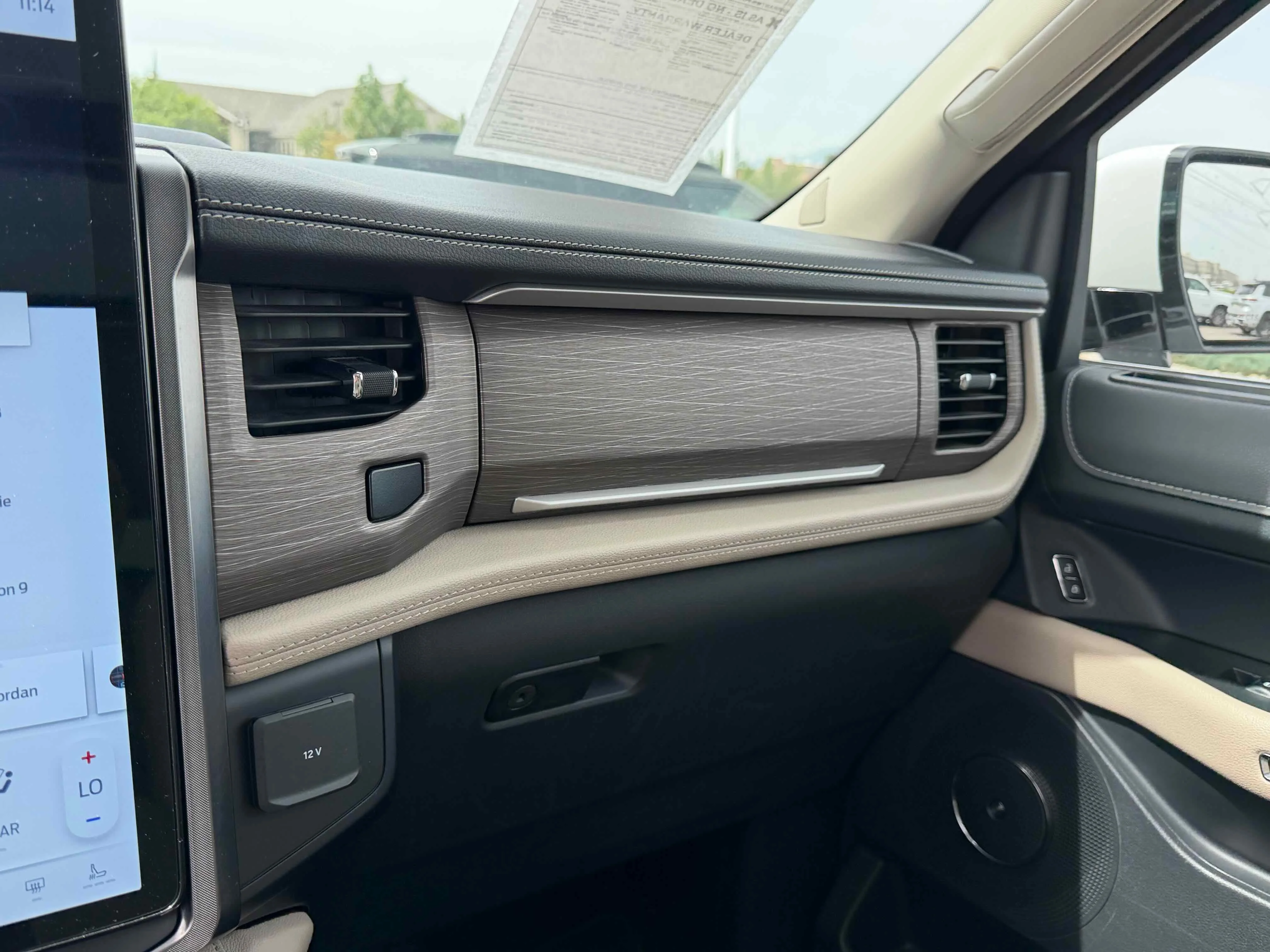 Used 2023 White Metallic Ford Limited image 20