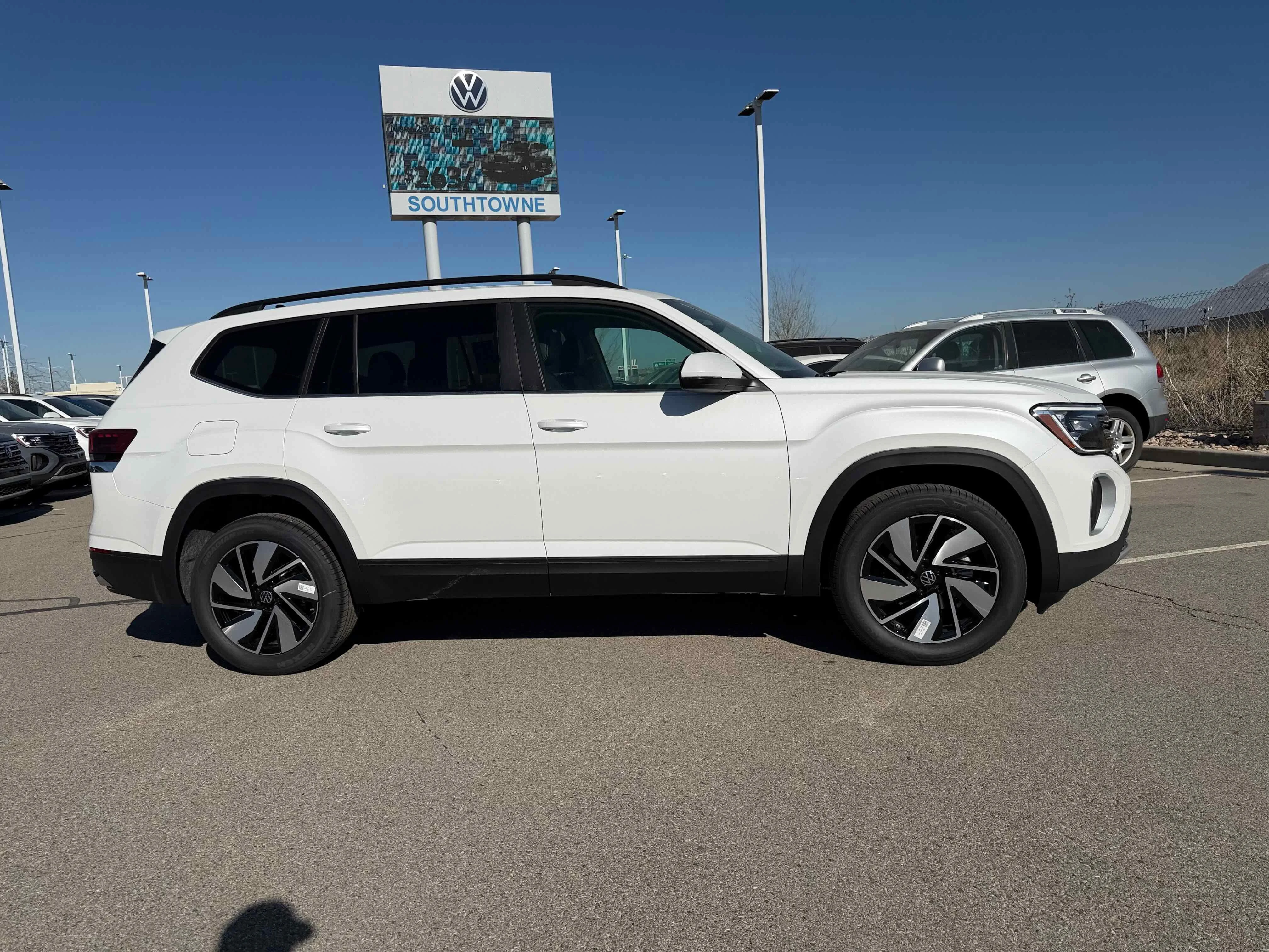 New 2026 Opal Volkswagen 2.0T SE w/Technology image 2