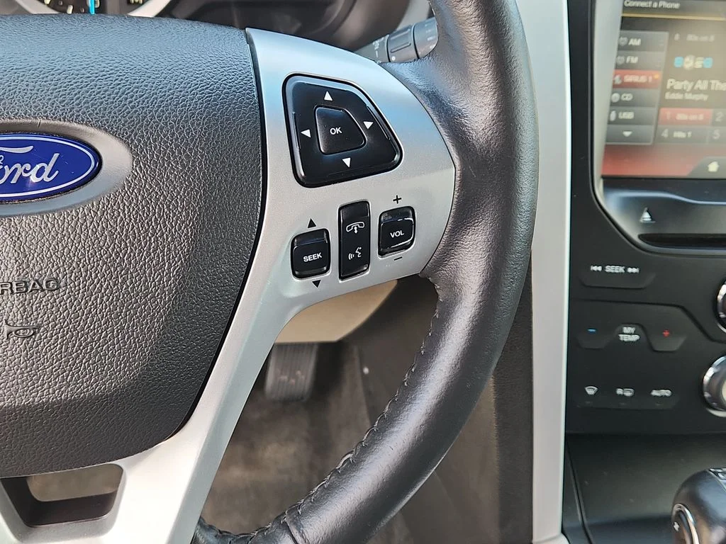 Used 2015 White Ford XLT image 17