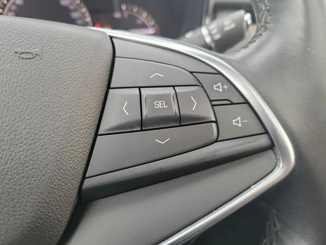 Used 2018 Red Cadillac Luxury image 28