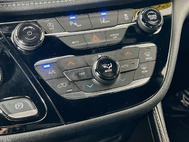 2025 Chrysler Pacifica Limited - Photo 20