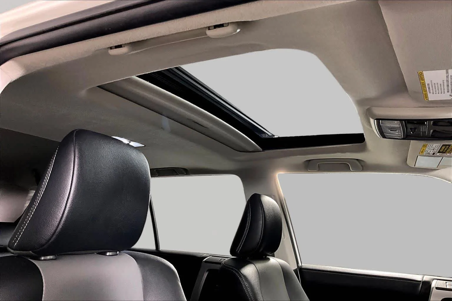 2022 Toyota 4Runner SR5 Premium - Photo 13