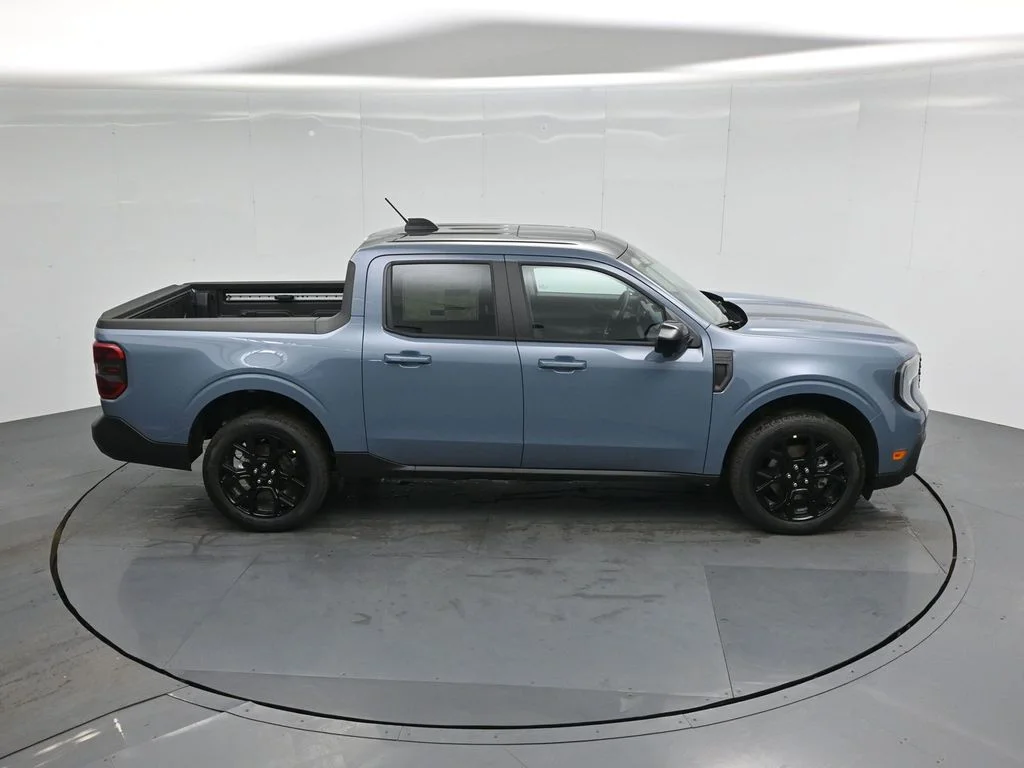 New 2026 Azure Gray Metallic Tri-Coat Ford Lariat image 39