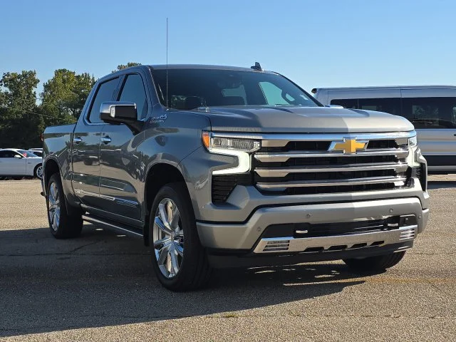Used 2026 Gray Chevrolet High Country image 7