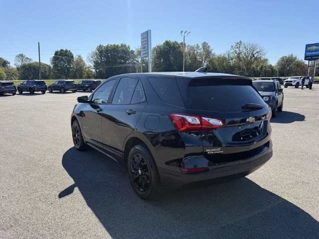 Used 2020 Blue Chevrolet LS image 19