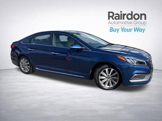 Used 2017 Lakeside Blue Hyundai Sport image 1