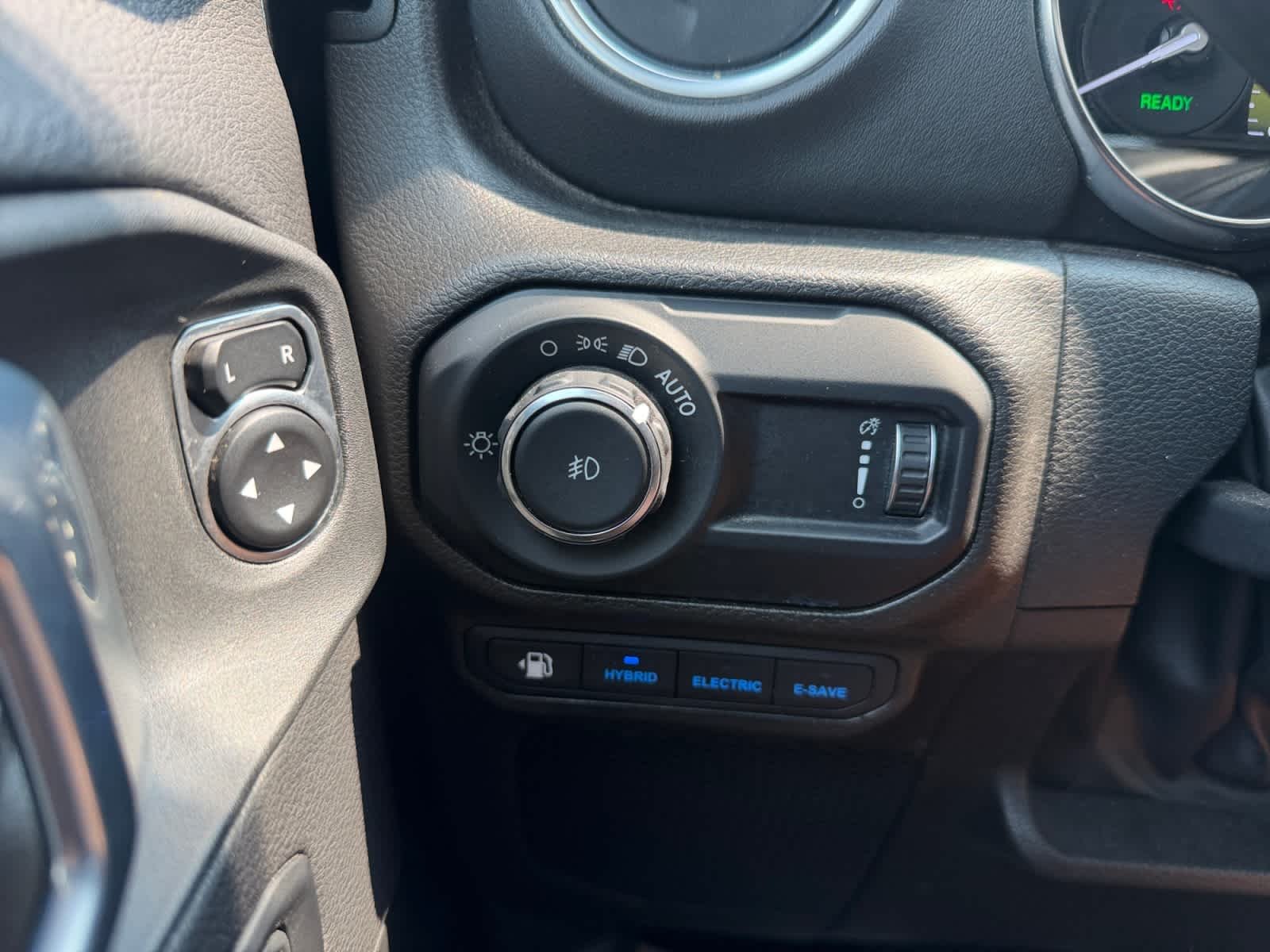 Used 2023 Black Clearcoat Jeep Sahara image 28