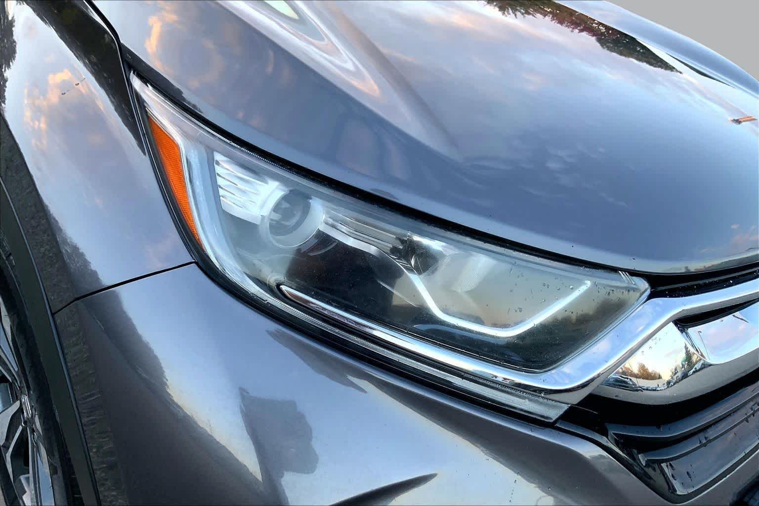 Used 2018 Modern Steel Metallic Honda LX image 27