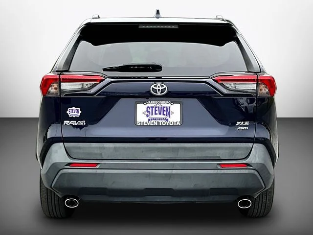 Used 2020 Blue Toyota XLE image 5