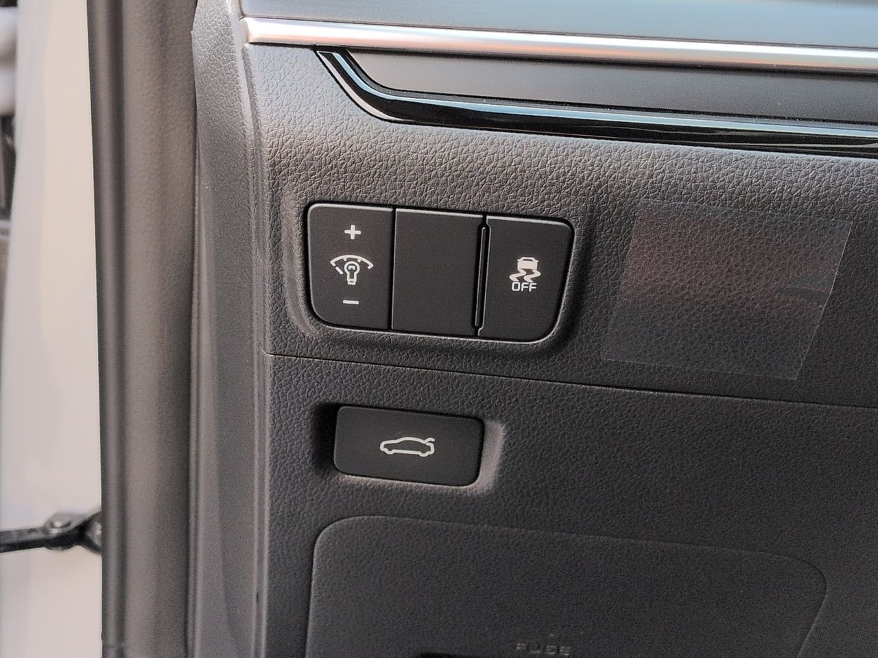 2026 Kia K5 GT-Line - Photo 18