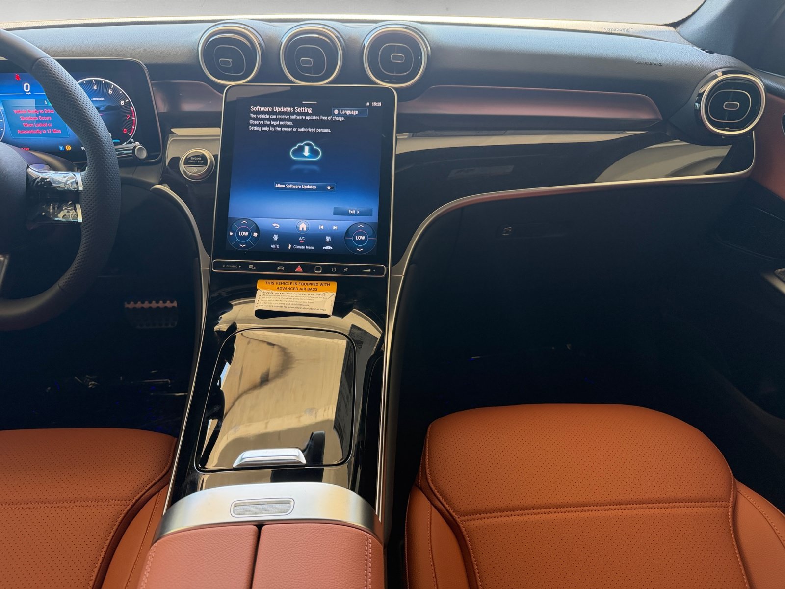 New 2027 Graphite Grey Metallic Mercedes-Benz GLC 300 image 37
