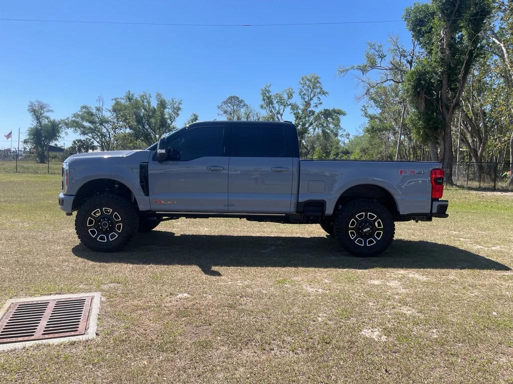 New 2026 Glacier Gray Metallic Tri-Coat Ford F-350® Platinum® image 3